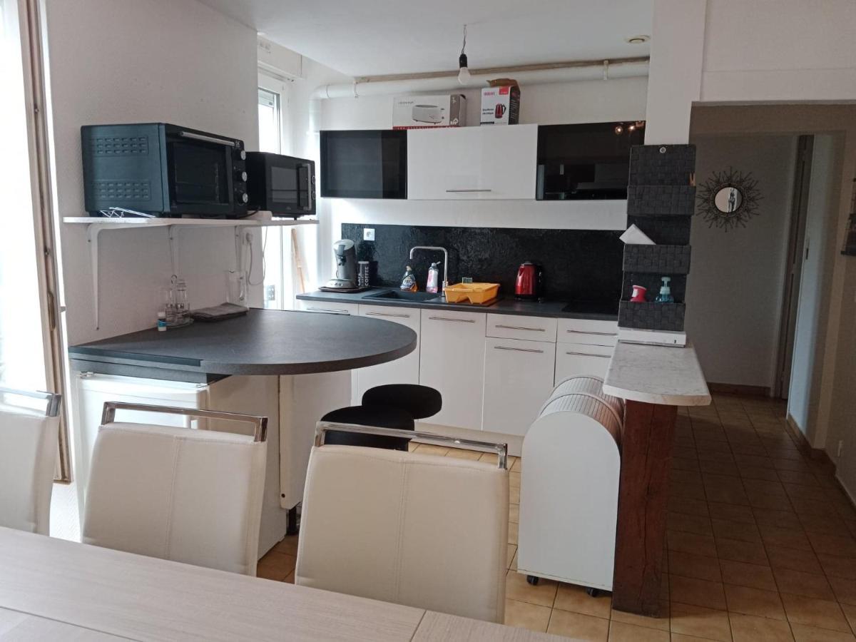 Vitre Centre Ville Bel Appartement A Decouvrir Exterior foto